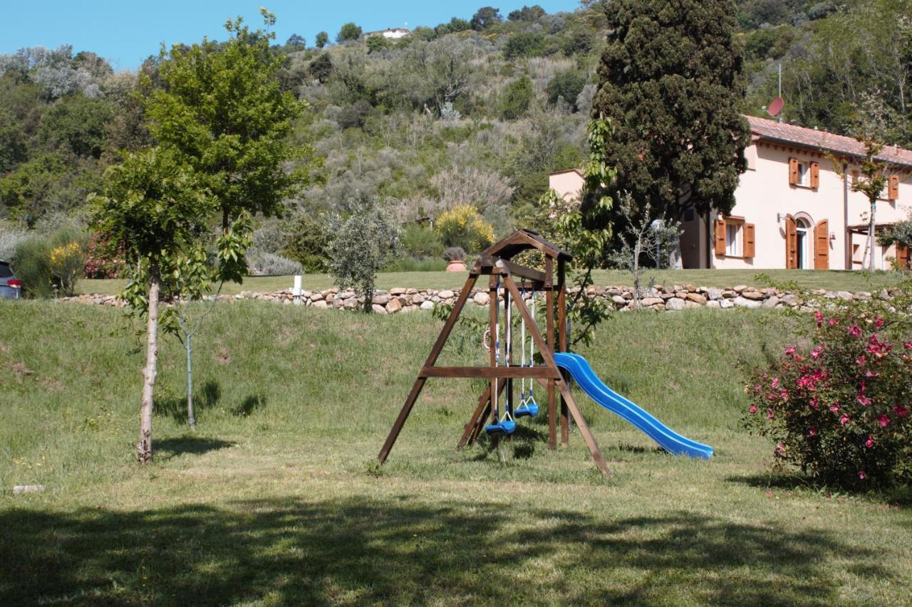Вилла Mulino Della Rivolta Montenero  Экстерьер фото
