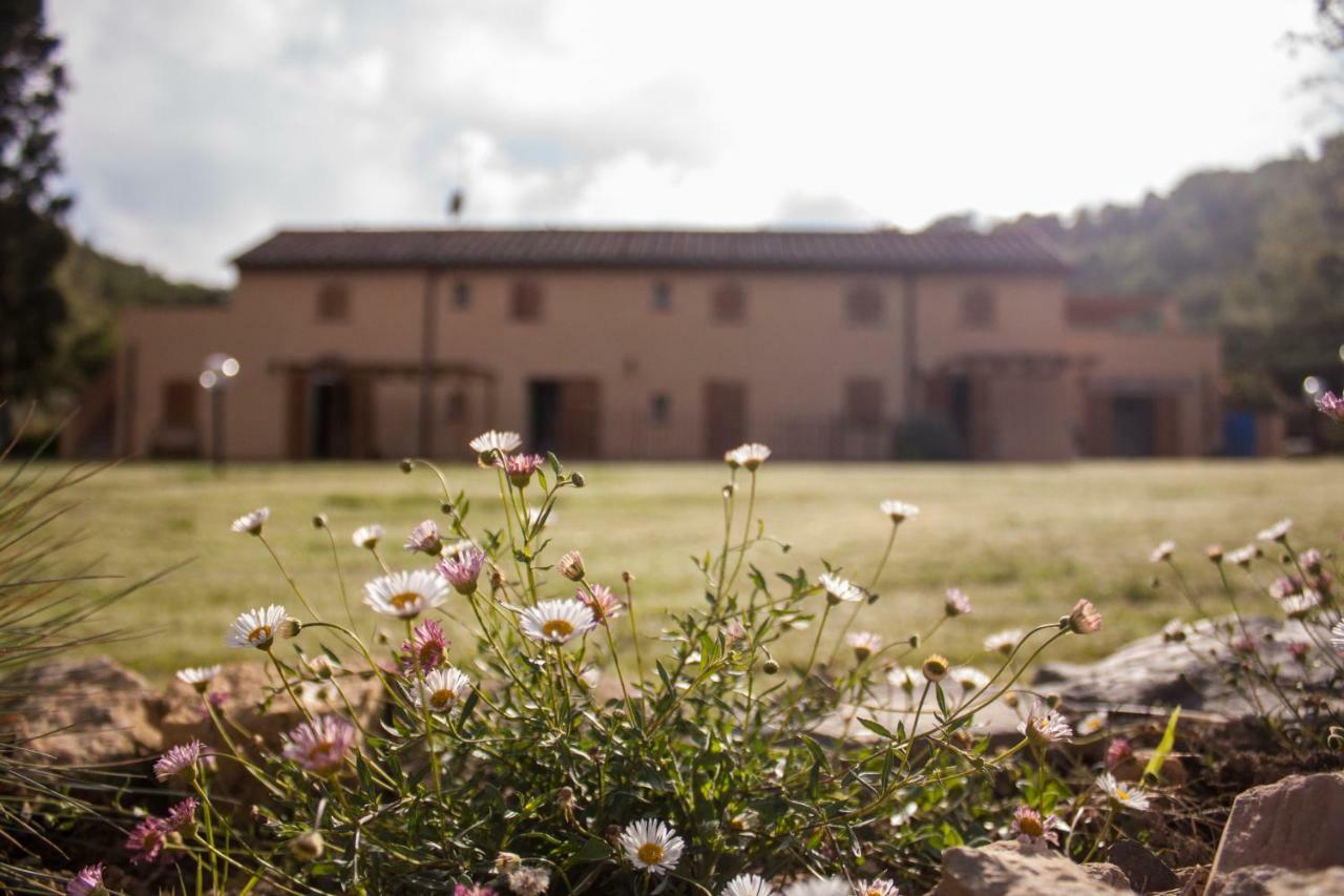 Вилла Mulino Della Rivolta Montenero  Экстерьер фото
